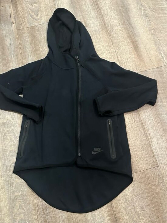 Tops - Nike Tech Fleece Cape Hoodie Size XS